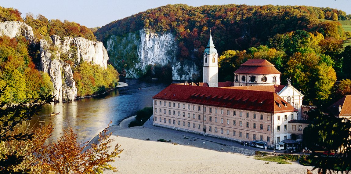 Kloster Weltenburg im Herbst in Kelheim © TV Ostbayern e.V.