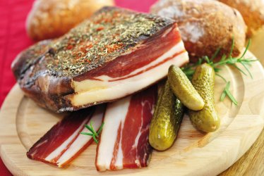 Schinken und Brot © photocrew - Fotolia.com