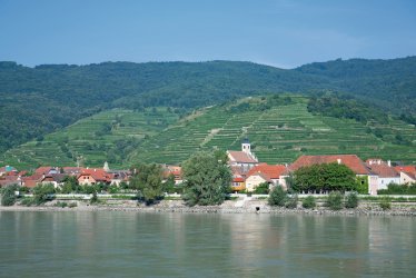 Die Donau in der Wachau bei Aggsbach © travelpeter - fotolia.com