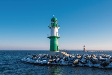 Mole in Warnemünde  © Rico K.-fotolia.com