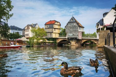 Brückenhäuser auf Alter Nahebrücke 

 © Petair-fotolia.com