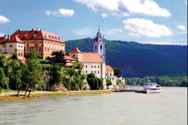 Donau und Kloster Dürnstein © Jenifoto-stock.adobe.com