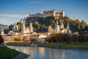 Festung Hohensalzburg mit Salzburger Altstadt © Sonja Birkelbach - stock.adobe.c