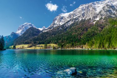 Der Hintersee in Bayern © streetflash - stock.adobe.com
