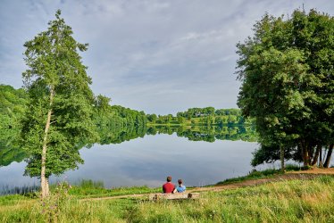 Das Weinfelder Maar bei Daun © Florian Trykowski / Rheinland-Pfalz Tourismus GmbH (CC BY 4.0, https://creativecommons.org/licenses/by/4.0)
