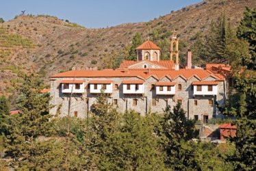 Machairas Kloster im Machairas-Gebirge © Adrio-fotolia.com