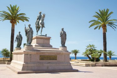 Reiterstandbild Napoleons in Ajaccio © kemaltaner-stock.adobe.com