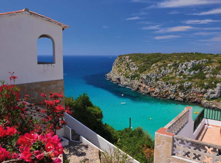 Bucht von Cala en Porter auf Menorca © Pawel Kazmierczak-shutterstock.com/2013