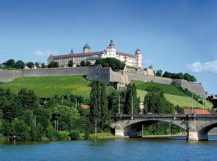 Festung und Löwenbrücke © CTW/M. Westendorf