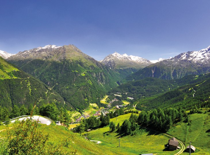 Sölden mit Niederkogel © VRD - stock.adobe.com