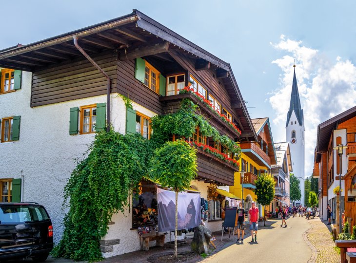 Altstadt Oberstdorf © Sina Ettmer - stock.adobe.com