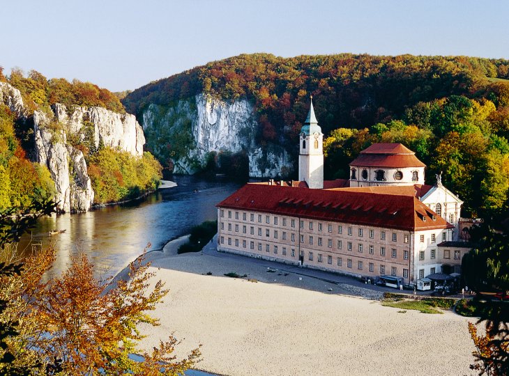 Kloster Weltenburg im Herbst in Kelheim © TV Ostbayern e.V.